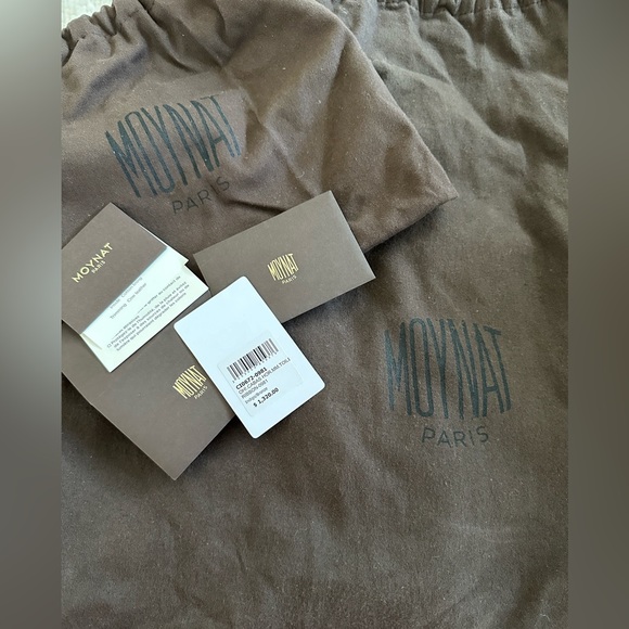 Like New MOYNAT OH! Tote and Pouch - Picture 9 of 9